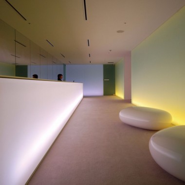 东京小川晋一：色彩打造的办公空间9921.jpg