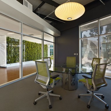 加州工作场所,One Workplace Headquarters by Design Blitz3549.jpg