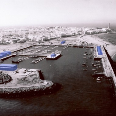 奇皮奥纳港口建筑群，西班牙  Cruz y Ortiz Arquitectos6247.jpg