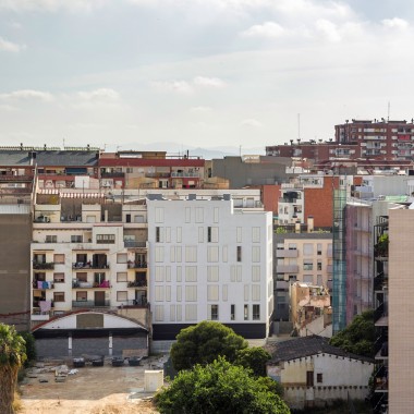 Can Batlló社会保障住宅，巴塞罗那  Espinet  Ubach1758.jpg