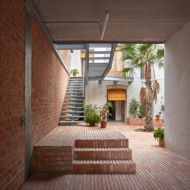 El Cabanyal住宅翻新，西班牙  David Estal + Arturo Sanz11293.jpg
