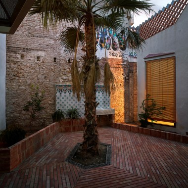 El Cabanyal住宅翻新，西班牙  David Estal + Arturo Sanz11307.jpg