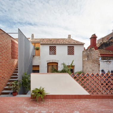 El Cabanyal住宅翻新，西班牙  David Estal + Arturo Sanz11309.jpg