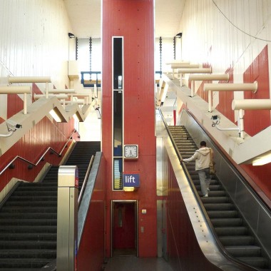 Oostlijn地铁站改造，阿姆斯特丹  GROUP A14920.jpg