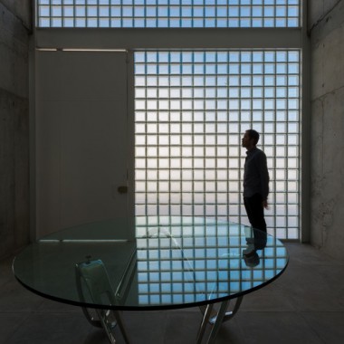 Xray 工厂，玻璃与钢材的纯净火花  Emilio Alvarez Abouchard Arquitectura22842.jpg