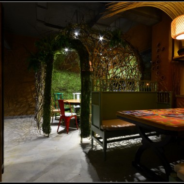 [原创] 吃惑时光餐厅，做个有回忆的空间13257.jpg