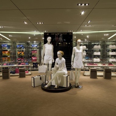 时尚品牌Prada  上海金融中心店10536.jpg
